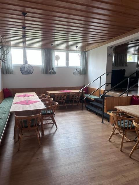 Appartement Doris Mit Hallenbad Und Sauna By Monicare 蒂罗尔-泽费尔德 外观 照片